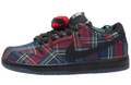 Nike x Nardwuar SB Dunk Low 'Tartan' II1493-600