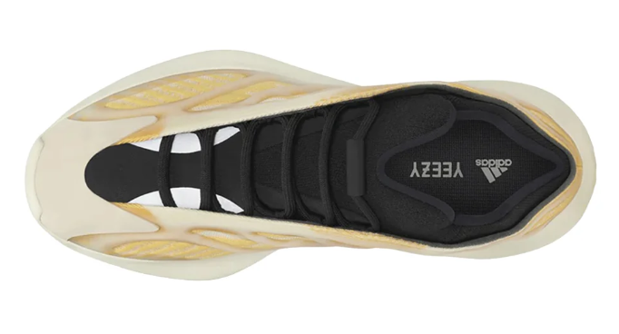 adidas Yeezy 700 V3 Sneakers