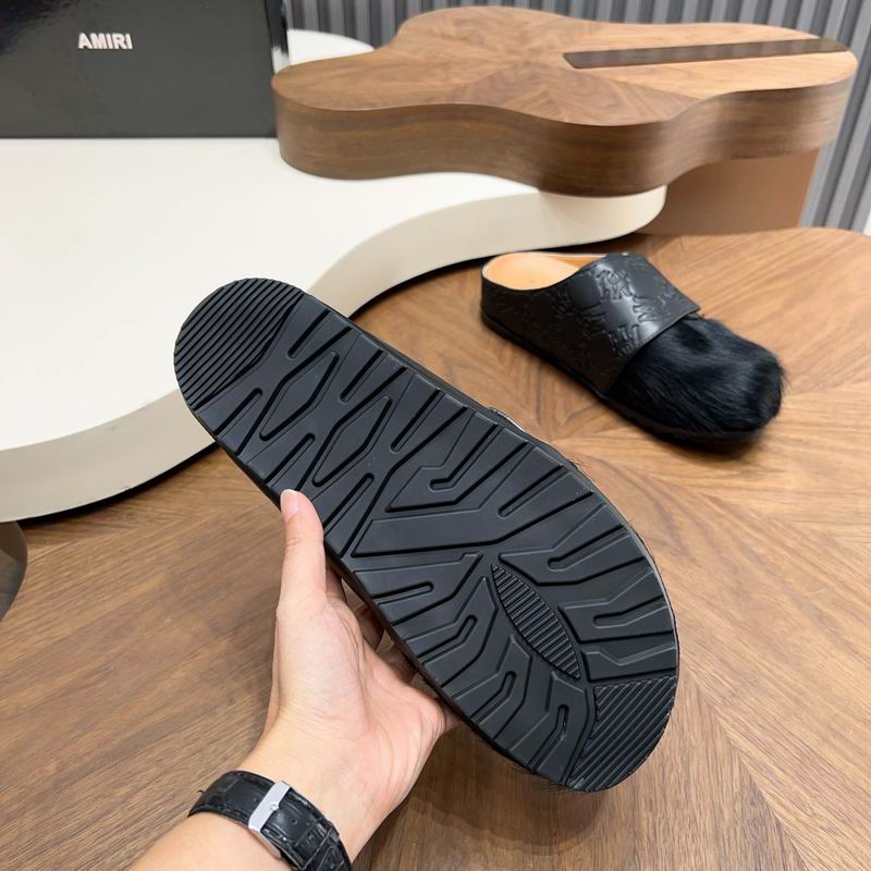 Amiri Low-Top Sneaker — HNX0602