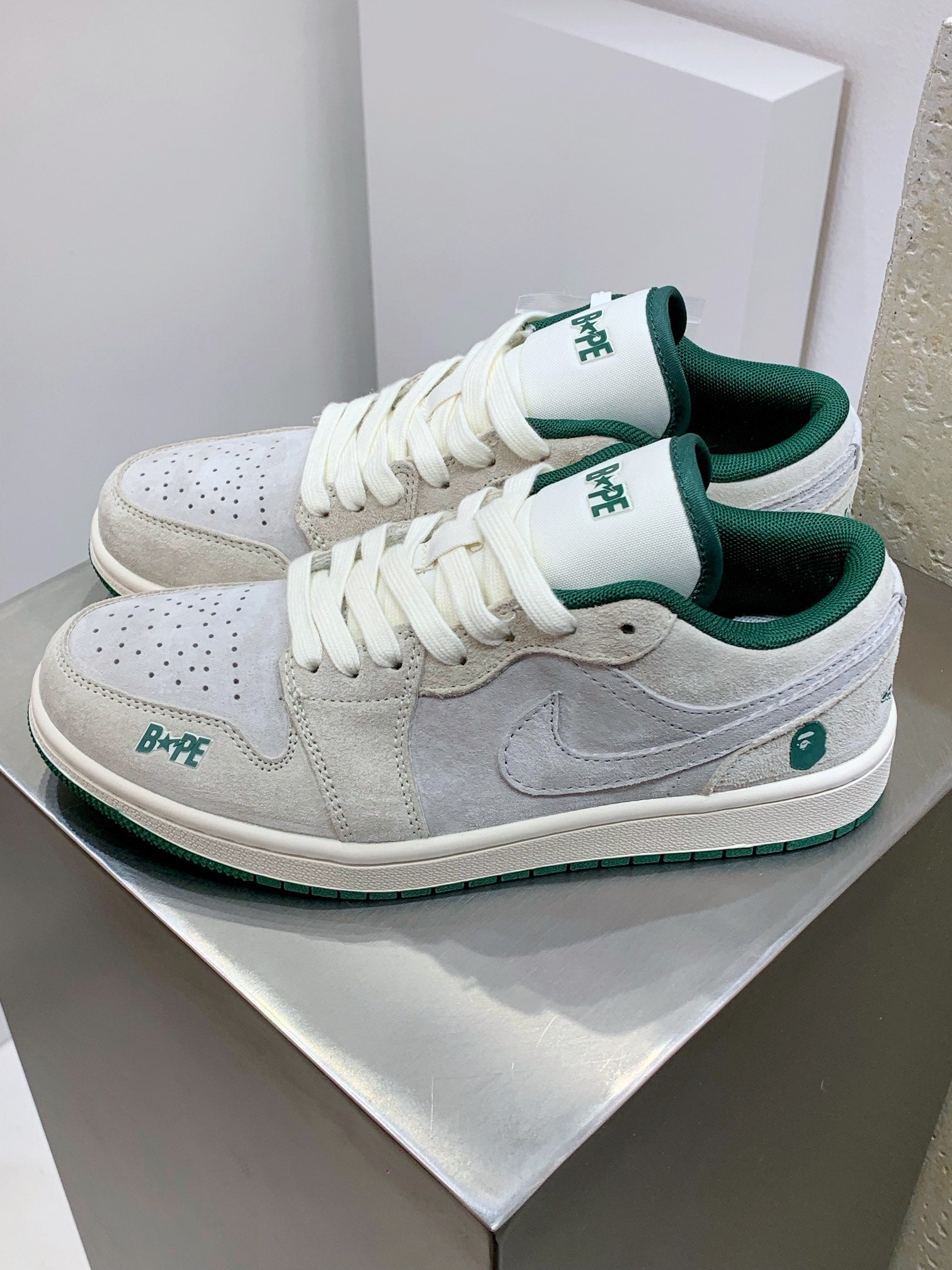 A Bathing Ape Low-Top Sneakers H0303 | Full Size Run EU 36–45