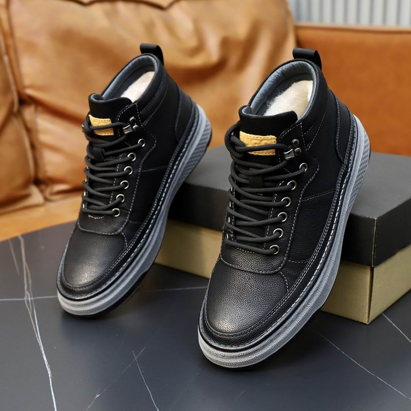 UGG Low-Top Leather Sneaker — No Fuss. Just Good.