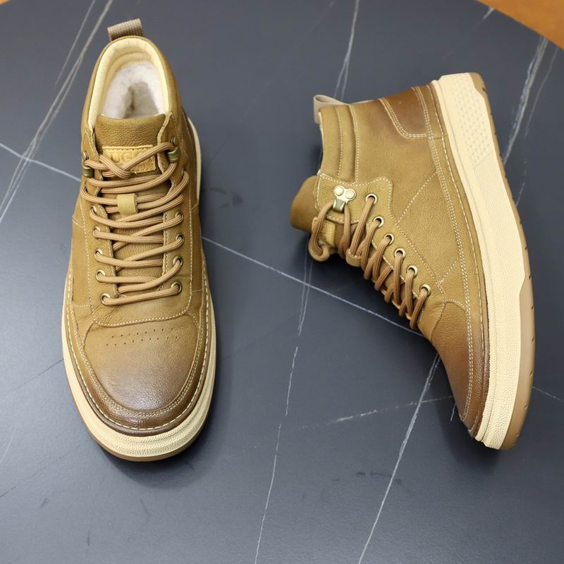 UGG Low-Top Leather Sneaker — Designed to Wear, Built to Stay